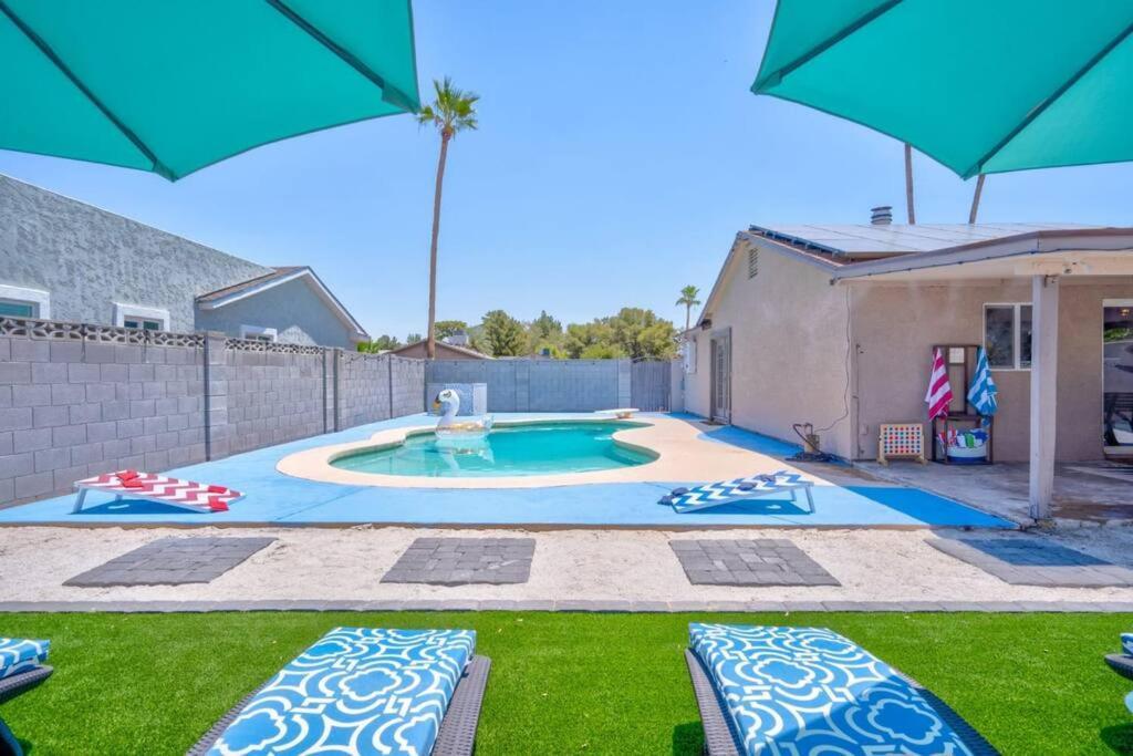 Vila Fab Phx Getaway W/ Pool & Fire Pit Phoenix Exteriér fotografie
