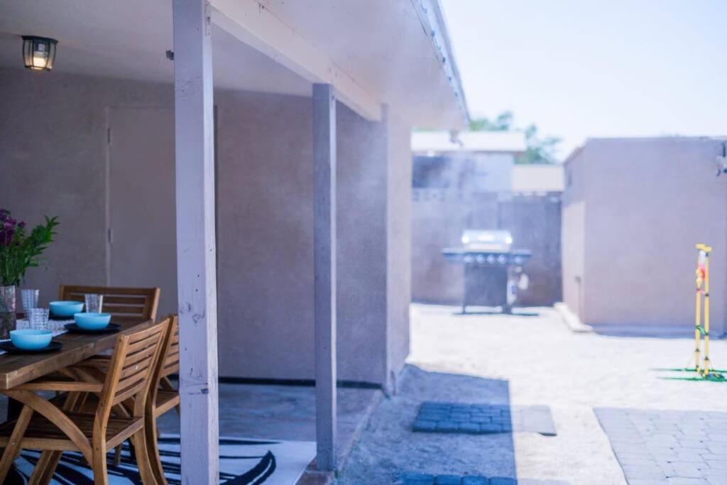 Vila Fab Phx Getaway W/ Pool & Fire Pit Phoenix Exteriér fotografie