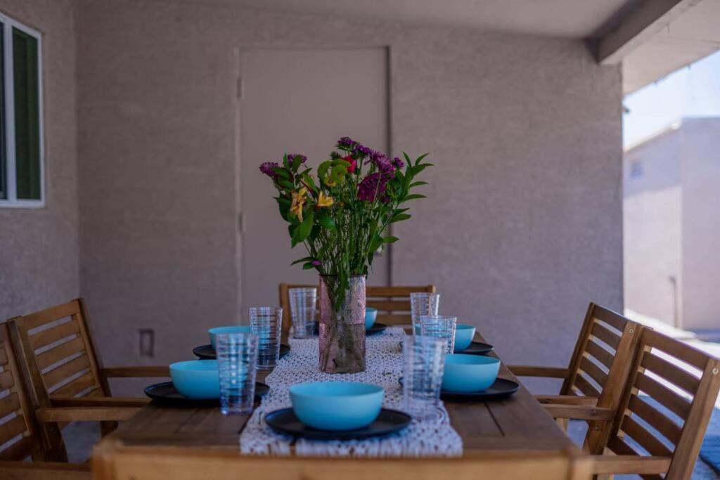 Vila Fab Phx Getaway W/ Pool & Fire Pit Phoenix Exteriér fotografie